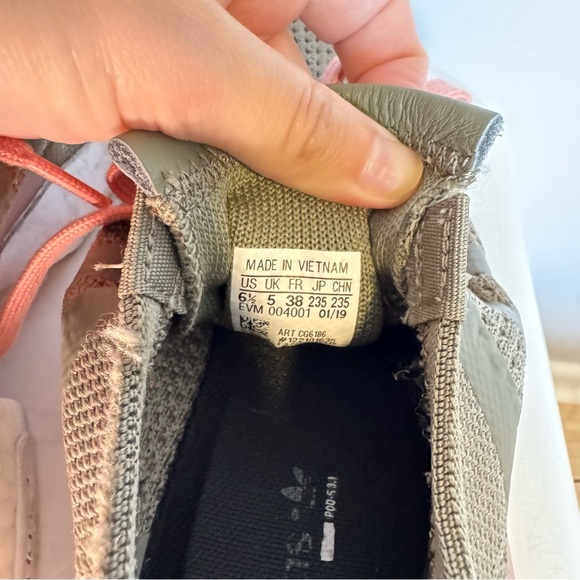Adidas POD-S3.1 Woman Sneaker SZ 6.5 - Picture 4 of 7
